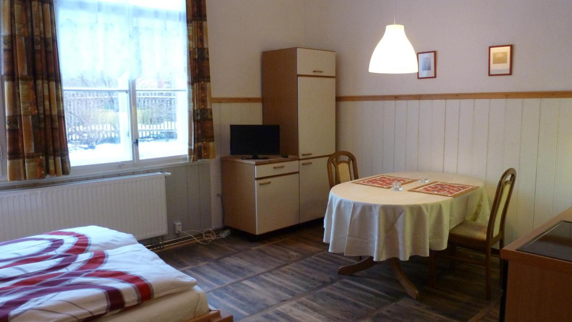 Alte Schule Apartment Tambach Dietharz Ruang foto