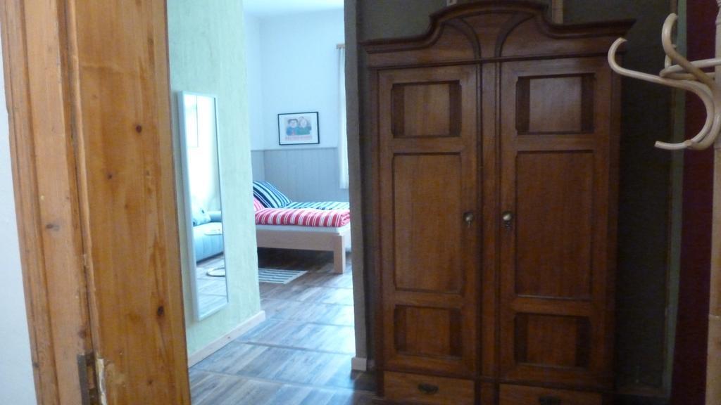 Alte Schule Apartment Tambach Dietharz Ruang foto