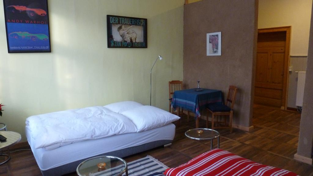 Alte Schule Apartment Tambach Dietharz Ruang foto