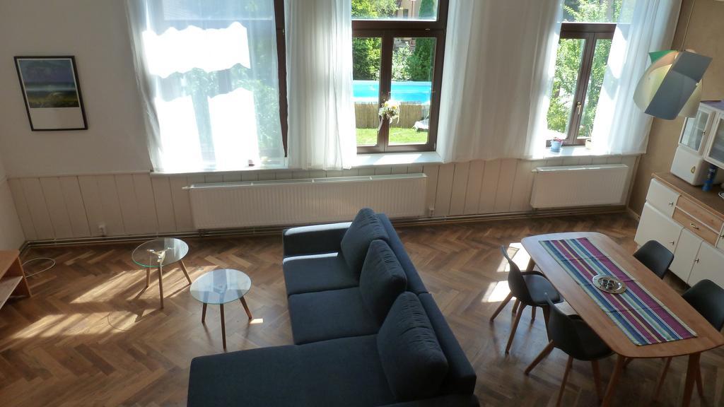 Alte Schule Apartment Tambach Dietharz Bagian luar foto