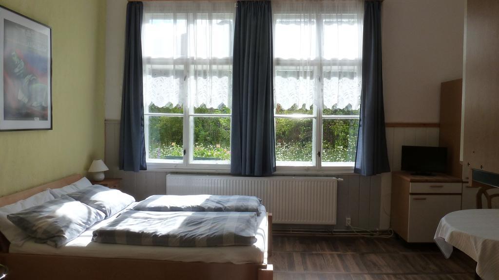 Alte Schule Apartment Tambach Dietharz Bagian luar foto